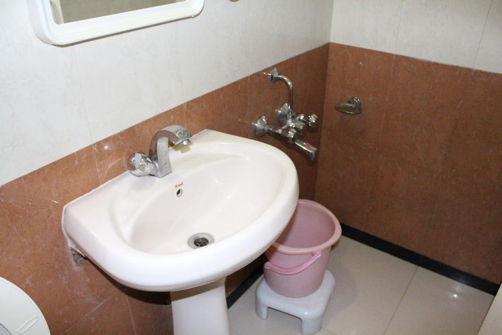 Hotel Shanti Palace Mahābaleshwar Εξωτερικό φωτογραφία